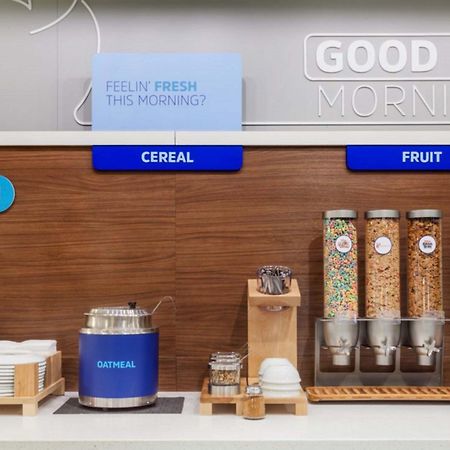 Holiday Inn Express Tehachapi By Ihg Exteriör bild