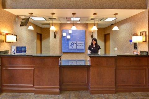 Holiday Inn Express Tehachapi By Ihg Exteriör bild