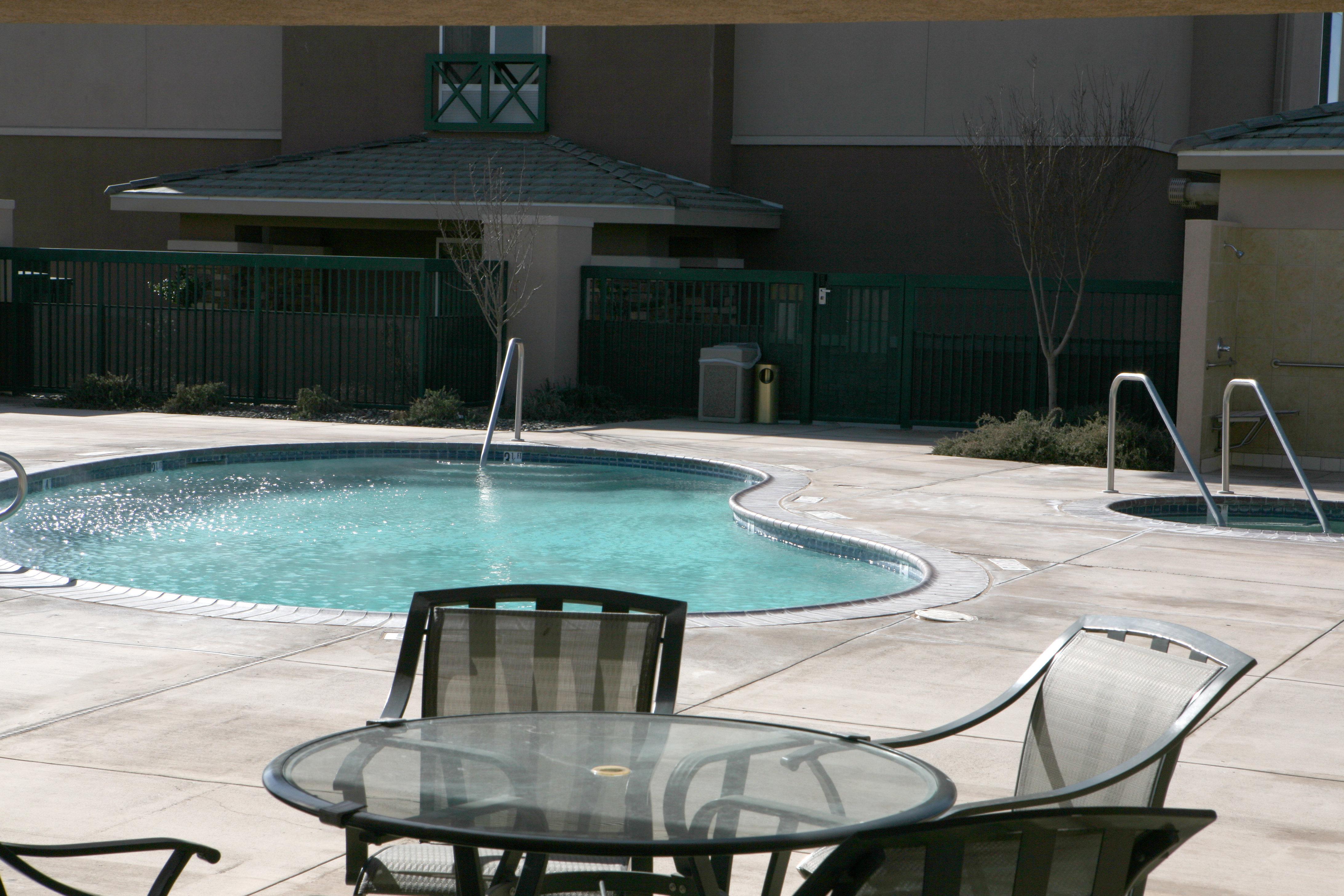 Holiday Inn Express Tehachapi By Ihg Exteriör bild